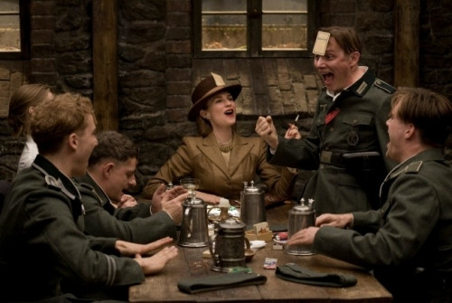 , &#8222;Inglourious Basterds&#8220; Review &#8211; Nur ein toter Nazi ist ein&#8230; toter Nazi!