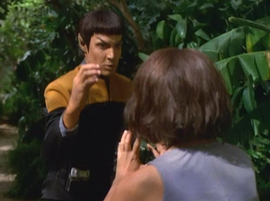 , Star Trek Voyager &#8211; Staffel 3, Teil 6: Wenn Blicke löten könnten&#8230;