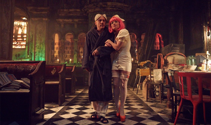 , &#8222;Zero Theorem&#8220; &#8211; Die Kritik zum Selbstfärben