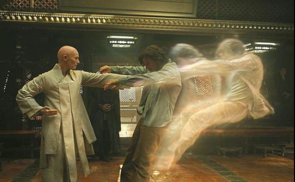 , &#8222;Doctor Strange&#8220; &#8211; Die Kritik ohne Zaubertricks